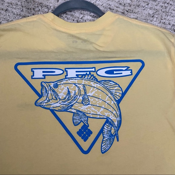 COLUMBIA | yellow short sleeve tee w/ fish graphic - Picture 2 of 3